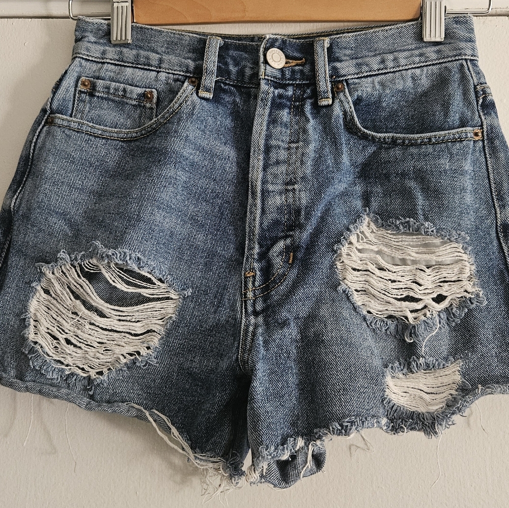 PacSun Women's Vintage Ultra High Denim Shorts Size 24 - Picture 3 of 4